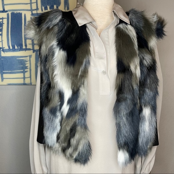 CAbi Tops - CAbi Faux Fur Vest Size L